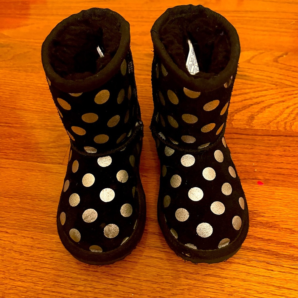 Kids size 8 Uggs for a toddler